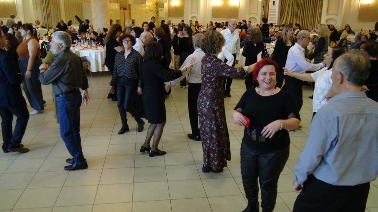 Ετήσιος Χορός