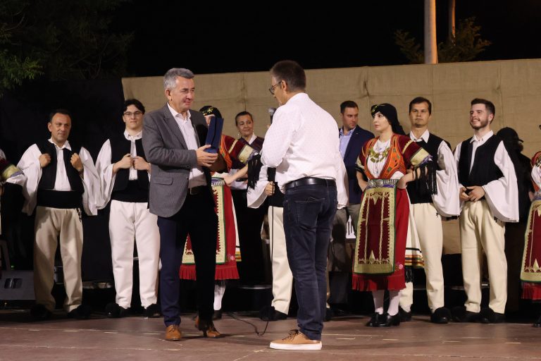 Ηλιουπολίτικα 2025