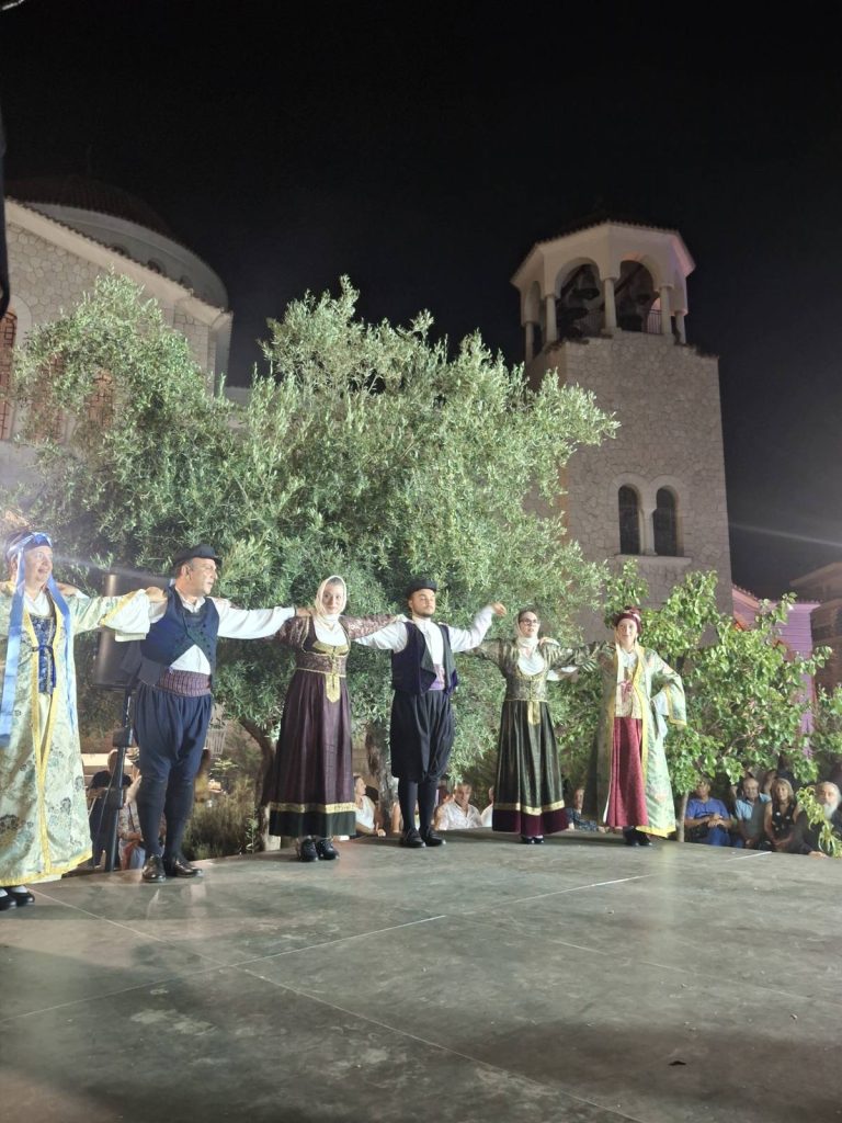 Συμμετοχή στην παραδοσιακή μουσική βραδιά στην Παναγία Φανερωμένη