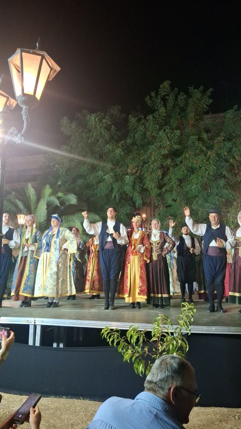 Συμμετοχή στην παραδοσιακή μουσική βραδιά στην Παναγία Φανερωμένη